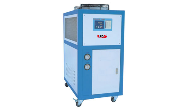 風冷(leng)式冷水(shui)機