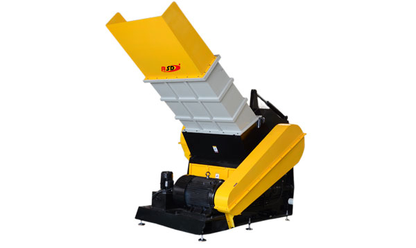 塑料(liao)托盤破碎(sui)機試料