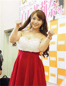 爸爸回来了在线观看-巨型女的袭击