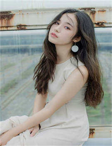 骚晶儿-伦理电影大全国语版